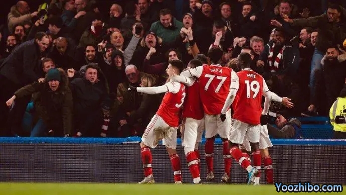 英超最长不败记录是<a href=/zuqiuremen/arsenal/ target=_blank class=infotextkey>阿森纳</a>保持的49场