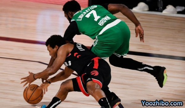 <a href=/lanqiuremen/raptors/ target=_blank class=infotextkey>猛龙</a>绝杀<a href=/lanqiuremen/celtics/ target=_blank class=infotextkey>凯尔特人</a>大比分1-2落后！